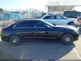Mercedes-Benz C 300 Sedan W1KAF4GB1NR020784 photo