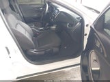 Chevrolet Malibu Fwd 1Fl 1G1ZC5ST1NF187152 fotografie