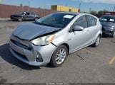 Toyota Prius C Four JTDKDTB39E1059717 снимка