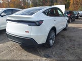 Tesla Model Y 7SAYGDEE6TF330681 fotografie