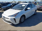 Toyota Prius Le JTDKARFU4K3102214 снимка