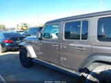 Jeep Wrangler Unlimited Sahara Altitude 4X4 1C4HJXEGXLW330566 fotografie