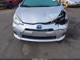 Toyota Prius C Two JTDKDTB3XE1083198 снимка