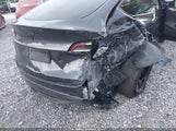 Tesla Model Y Long Range Dual Motor All-Wheel Drive 7SAYGDEE7SF307215 fotografie