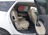 Buick Enclave Essence 5GAERBKWXJJ149747 снимка