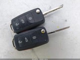 Volkswagen Passat 1.8T S 1VWAS7A32EC096104 снимка