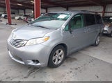 Toyota Sienna Le 8 Passenger 5TDKZ3DC7HS840158 снимка