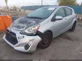 Toyota Prius C Two JTDKDTB33F1575685 снимка