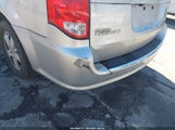 Dodge Grand Caravan Crew 2D4RN5DG4BR662589 photo