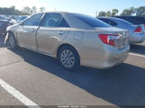 Toyota Camry Le 4T1BF1FK9CU039362 снимка