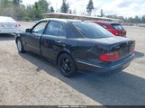 Mercedes-Benz E 320 WDBJF65J8YB140156 снимка
