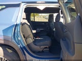Chevrolet Traverse Awd Lt 1GNEVGRS8SJ235383 photo
