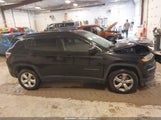 Jeep Compass Latitude 4X4 3C4NJDBB2JT373084 снимка