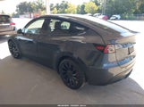 Tesla Model Y Performance Dual Motor All-Wheel Drive 5YJYGDEF1MF267027 fotografie