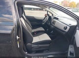 Toyota Yaris Le JTDJTUD36CD513676 снимка