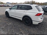 Volkswagen Tiguan 2.0T Se R-Line Black 3VVCB7AX5NM099626 photo