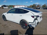 Tesla Model Y Performance Dual Motor All-Wheel Drive 5YJYGDEF8MF197221 снимка