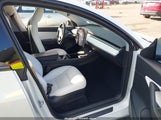 Tesla Model Y 5YJYGDEF1LF049846 снимка