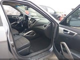 Hyundai Veloster Base W/Black KMHTC6AD2DU179712 снимка