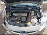 Toyota Prius Two JTDKN3DU7B1370402 снимка