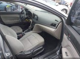 Hyundai Elantra Se 5NPD84LF1HH075483 снимка
