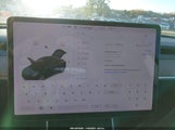 Tesla Model Y Long Range Dual Motor All-Wheel Drive 5YJYGDEE6MF079322 снимка