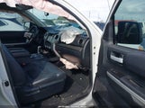 Toyota Tundra Sr5 5.7L V8 5TFDW5F18GX560511 снимка