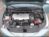 Toyota Prius Two JTDKBRFU9J3060683 снимка