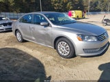 Volkswagen Passat 1.8T S 1VWAS7A32EC028529 снимка