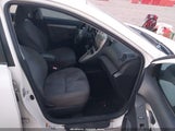 Toyota Matrix 2T1KU40E09C037908 снимка