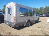 Ford E-350 Cutaway 1FDWE35L46HA93594 снимка