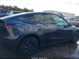 Tesla Model Y Long Range Dual Motor All-Wheel Drive 7SAYGDEE5RF190518 photo