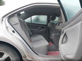 Toyota Camry Le 4T4BF3EK8BR129636 снимка