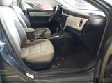 Toyota Corolla Le 2T1BURHE8JC085663 снимка