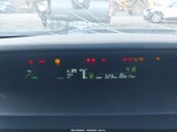 Toyota Prius V Two JTDZN3EUXFJ037985 снимка
