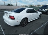 Ford Mustang 1FAFP40431F237800 снимка