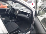 Toyota Rav4 Le JTMBFREVXHJ710299 снимка