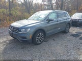 Volkswagen Tiguan 2.0T Se/2.0T Sel/2.0T Sel R-Line/2.0T Sel R-Line Black 3VV2B7AX9KM196917 снимка