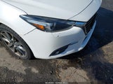 Mazda Mazda3 Grand Touring 3MZBN1W30JM201426 fotografie