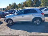 Mitsubishi Outlander Sport 2.4 Se JA4AP3AW0JU014408 photo