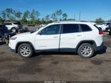 Jeep Cherokee Latitude Fwd 1C4PJLCB3HW522138 fotografie