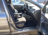 Nissan Rogue Sport S JN1BJ1CP3KW228257 снимка