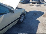 Toyota Camry Le 4T1BG22K2YU975047 снимка