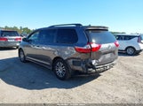 Toyota Sienna Xle 8 Passenger 5TDYZ3DC0KS007111 photo