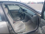 Toyota Camry Le 4T1BG22K6YU012054 снимка