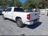Toyota Tundra Limited 5.7L V8 5TFBW5F11HX615244 fotografie