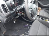 Kia Forte Lx 3KPFK4A70JE275903 снимка