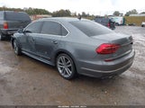 Volkswagen Passat 1.8T R-Line 1VWDT7A37HC050475 photo