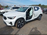 Volvo Xc40 B5 Core Bright Theme YV4L12UJ9S2603509 снимка
