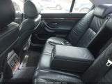 BMW 740Ia WBAGF8323WDL50682 снимка